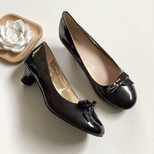 NWOT Black Patent Bow Dress Shoes
